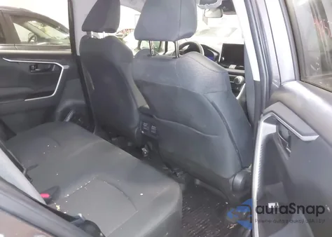 2024 Toyota Rav4 Le z USA, uszkodzony, nr VIN 2T3G1RFV2RC406942